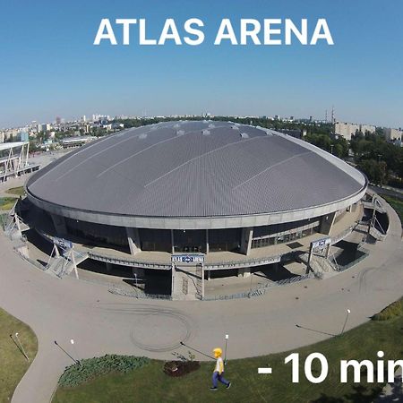 Scandinavian Zoo Atlas Arena Retkinia District Parking Лодзь Экстерьер фото